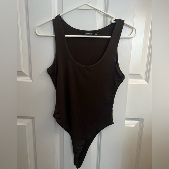 Boohoo Tops - Boohoo brown bodysuit